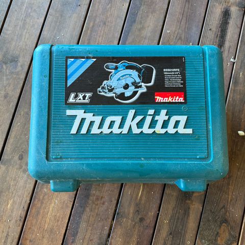 Makitta BSS 610 RFE med batterier og ladet