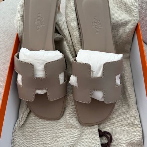 Hermes dame Sandaler  Oran str.37 i beige, helt nye!