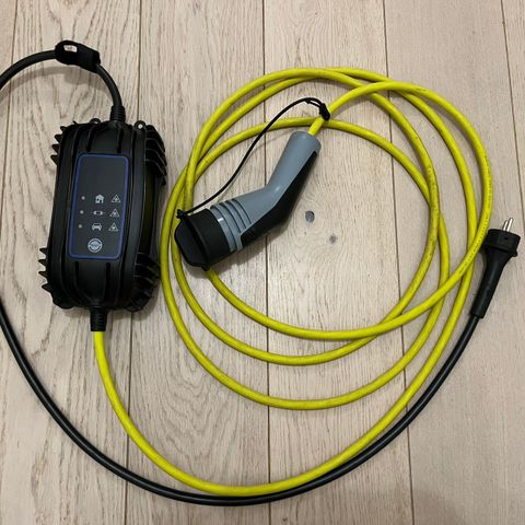 10A Ladekabel / Nødlader