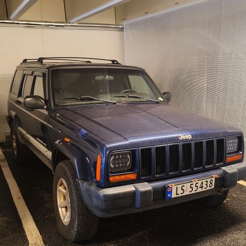 2001 Jeep Cherokee XJ 2.5 diesel selges i deler