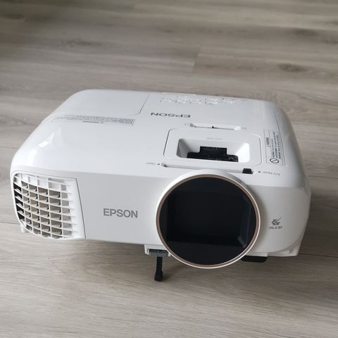 Projektor, Epson EH-TW5650