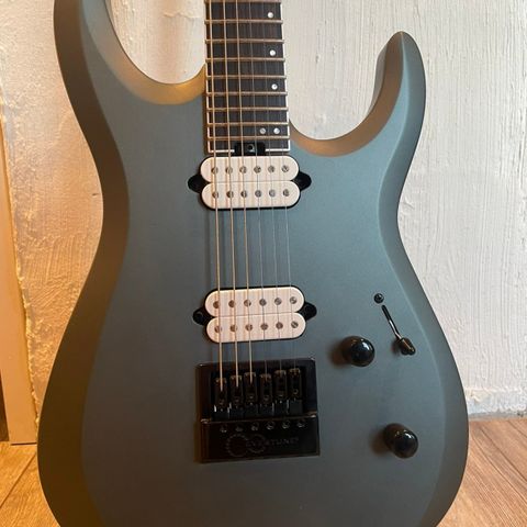 Jackson Pro Series Dinky DK Modern m/evertune