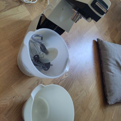 Kenwood chef m 3 kroker og 2 boller