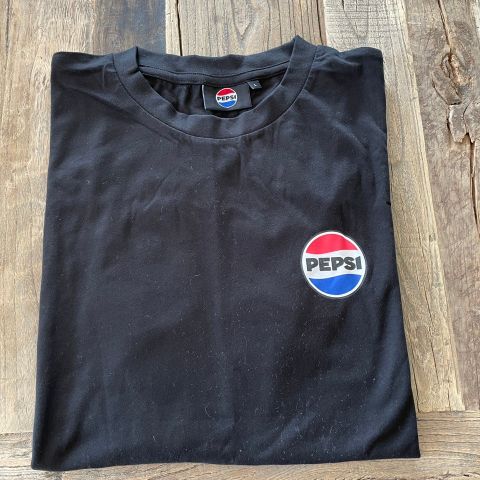 Pepsi T-shirt, svart, nye, str S, M og L