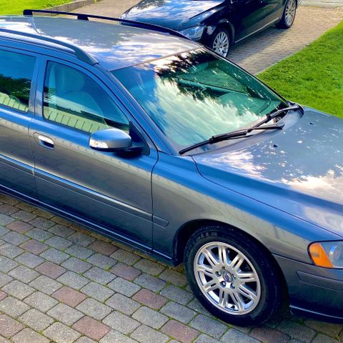 Felg med sommerdekk. 205.55.16" Volvo V70.