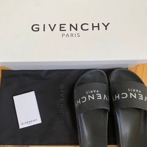 Givenchy slippers strl 37