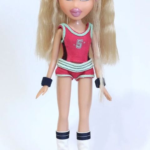 BRATZ DEN PÅ BILDET ØNSKES ❤️💙