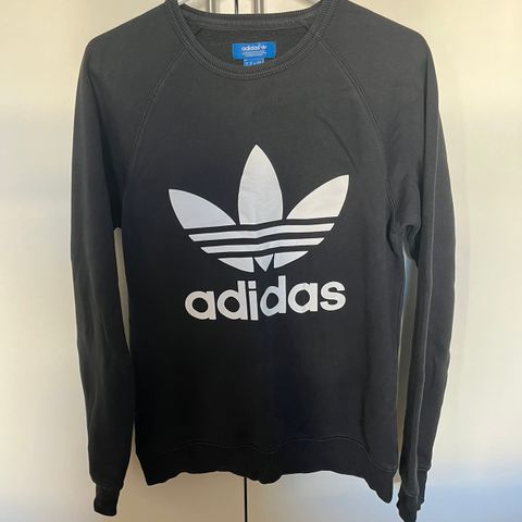 Genser fra Adidas str small