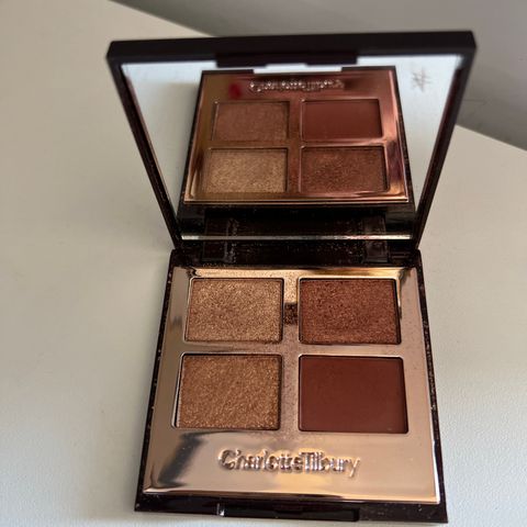 Charlotte Tilbury Luxury palette