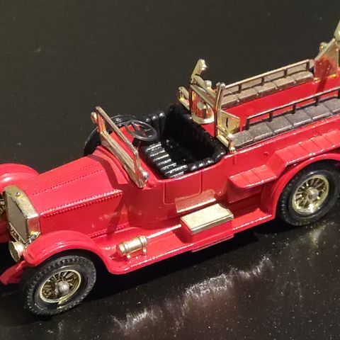 Matchbox models of yesteryear Rolls-Royce fire truck