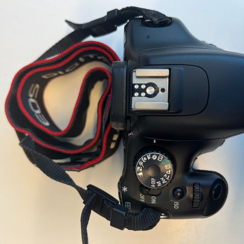 Canon EOS 550D med bag, batteri, lader og minnekort