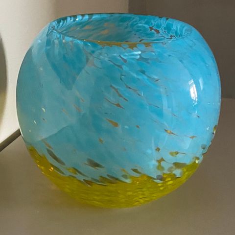 Glassbolle/glassvase fra Hay