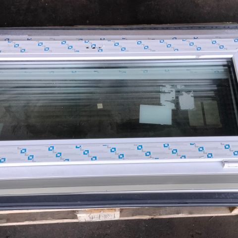 3x  PVC vinduer 1165x535mm vippbar