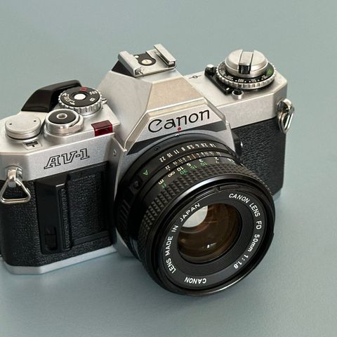 Canon AV-1 med Canon FD 50mm 1:1.8