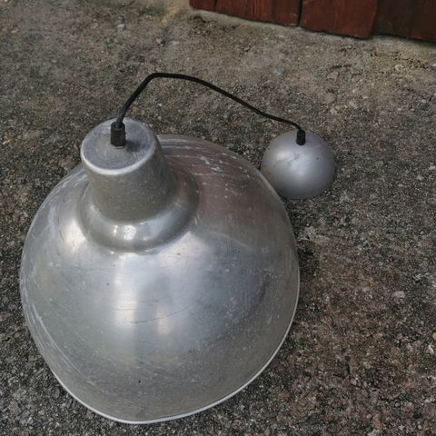 Taklamper 8 stk, vert solgt samla