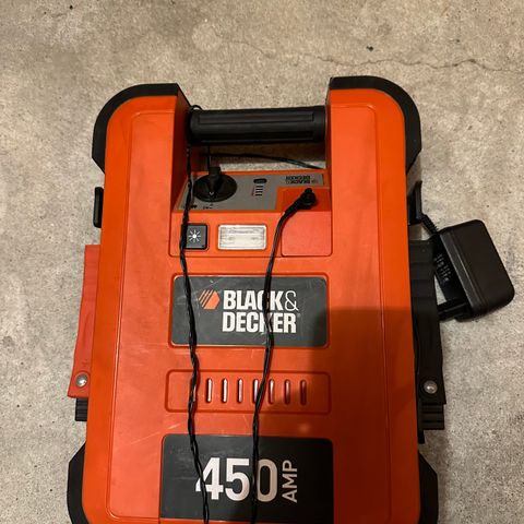 Black & Decker 450amp jumpstarter