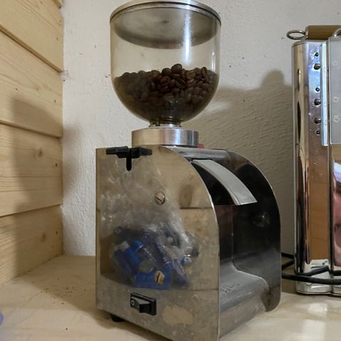 Kaffekvern til barista kaffemaskin