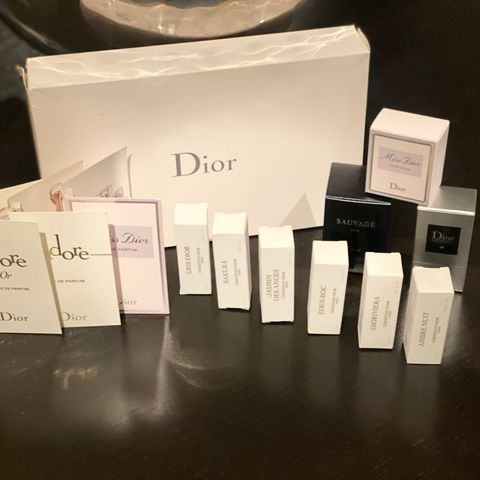 Dior parfyme dekanter, selges!