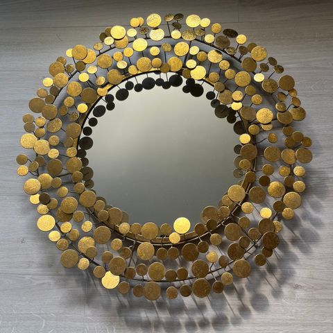 Dekorativt «sol»- speil