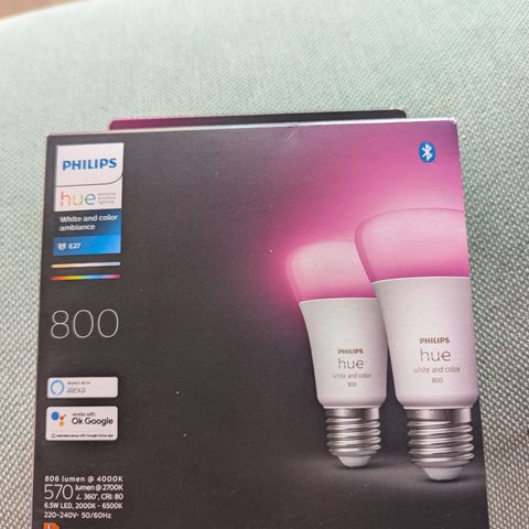 Ubrukt Philips Hue Color Ambiance Smart LED-pære E27 806