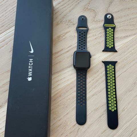 Apple Watch Series 6 Nike Edition