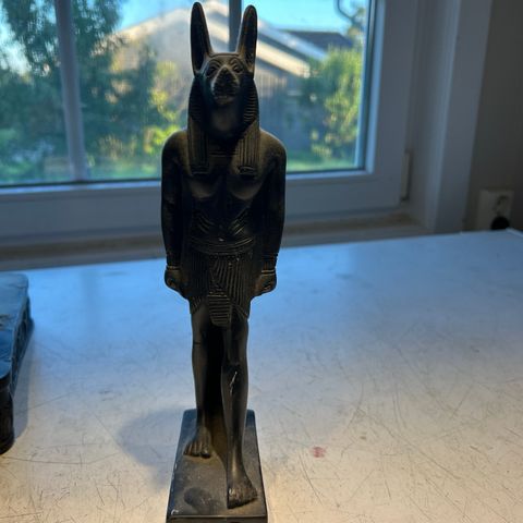Skulptur fra Egypt (Anubis)
