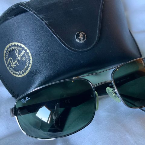 Ray-Ban solbrille