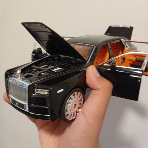 RollsRoyce model