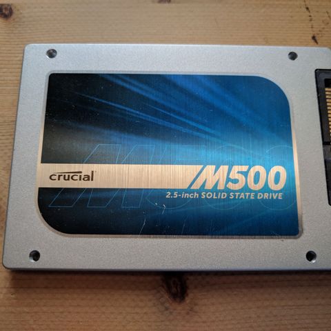 Crucial M500 120GB 2.5 SSD