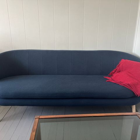 Sofa (og matchende stol om ønskelig)