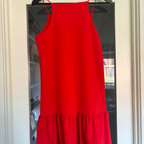 Mini rød sommer kjole