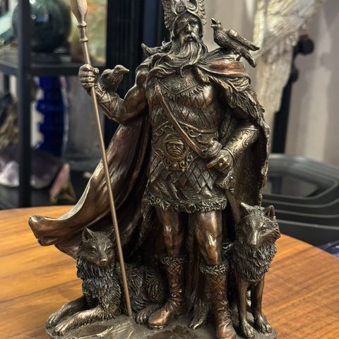 Odin figur - Veronese Design