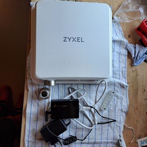 Zyxel NR7101 - TELIA låst - 5G