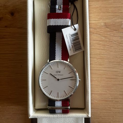 Daniel Wellington Helt Ny!