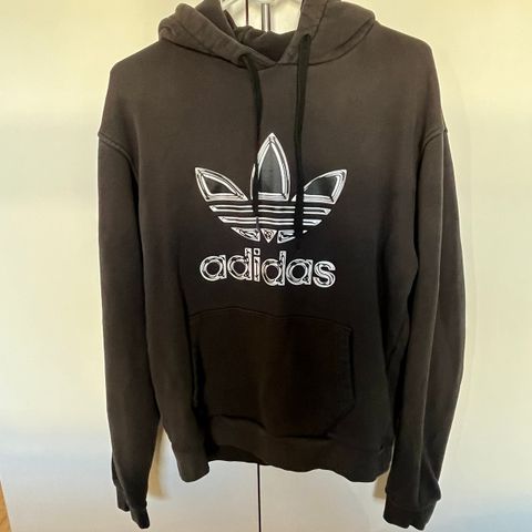 Hettegenser fra Adidas str small