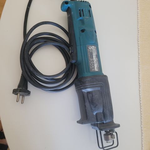 Makita sag ,1000