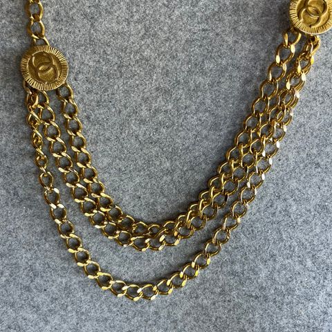 Vintage Chanel gull lenkebelte i svært god stand