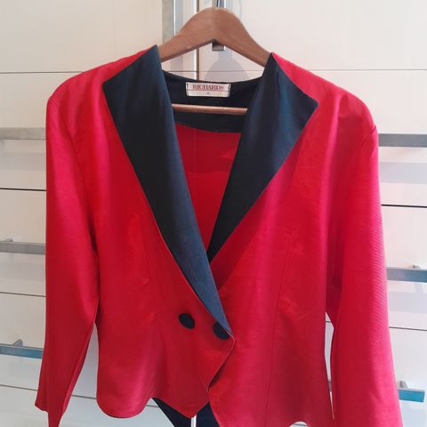 Vintage Richards Womens Red/Black Jacket Blazer Size 14
