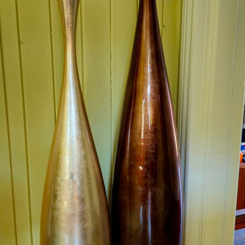 To stk originale Canett vaser (122 cm og 100 cm).