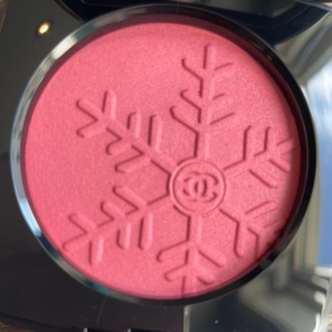 Chanel mauve glacier blush selges Urørt