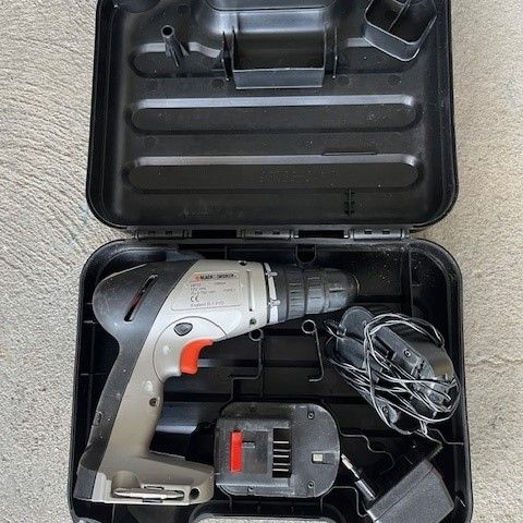 Black & Decker HP12