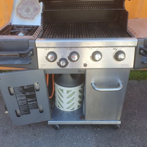 Broil king gassgrill.