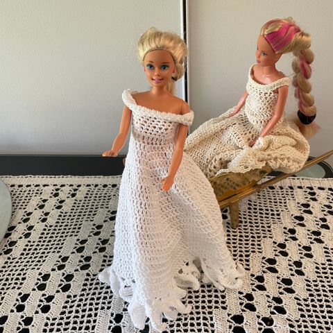 Barbie med brudekjole