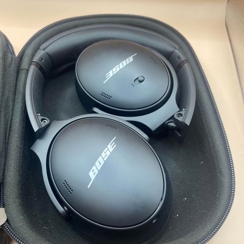 Bose QC45 Bluetooth Headset