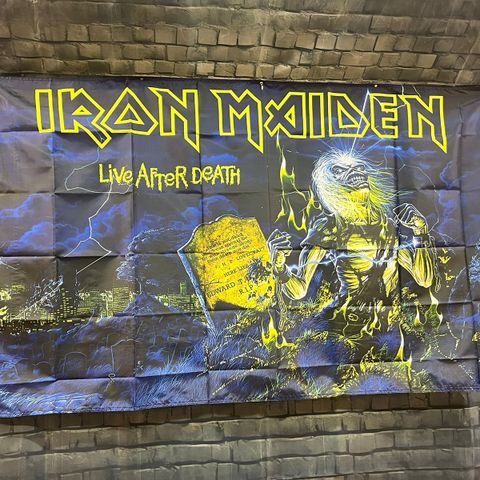 Iron Maiden: Live After Death. Dekor Flagg For Innvendig Bruk 90X150 cm.