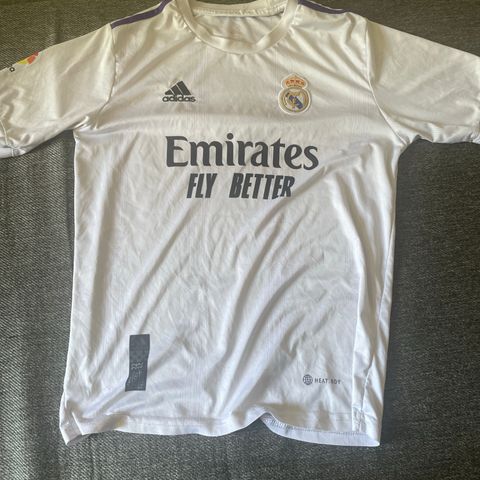 Real madrid t short