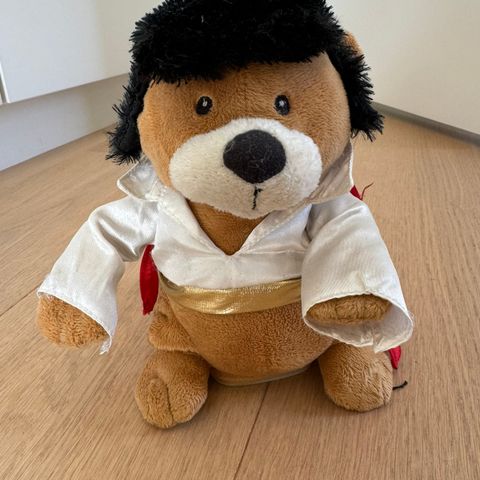 Syngende og dansende Elvisbamse