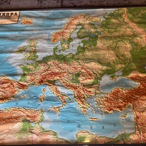 Gammelt Europakart - relieff
