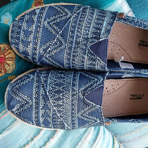 CRUZ sko/loafers ~ Unike * Kule * Perfekt for sol og sommer🦋NYE!