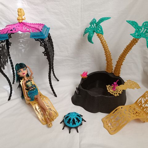 RESERVERT Monster High Cleo de Nile lekesett